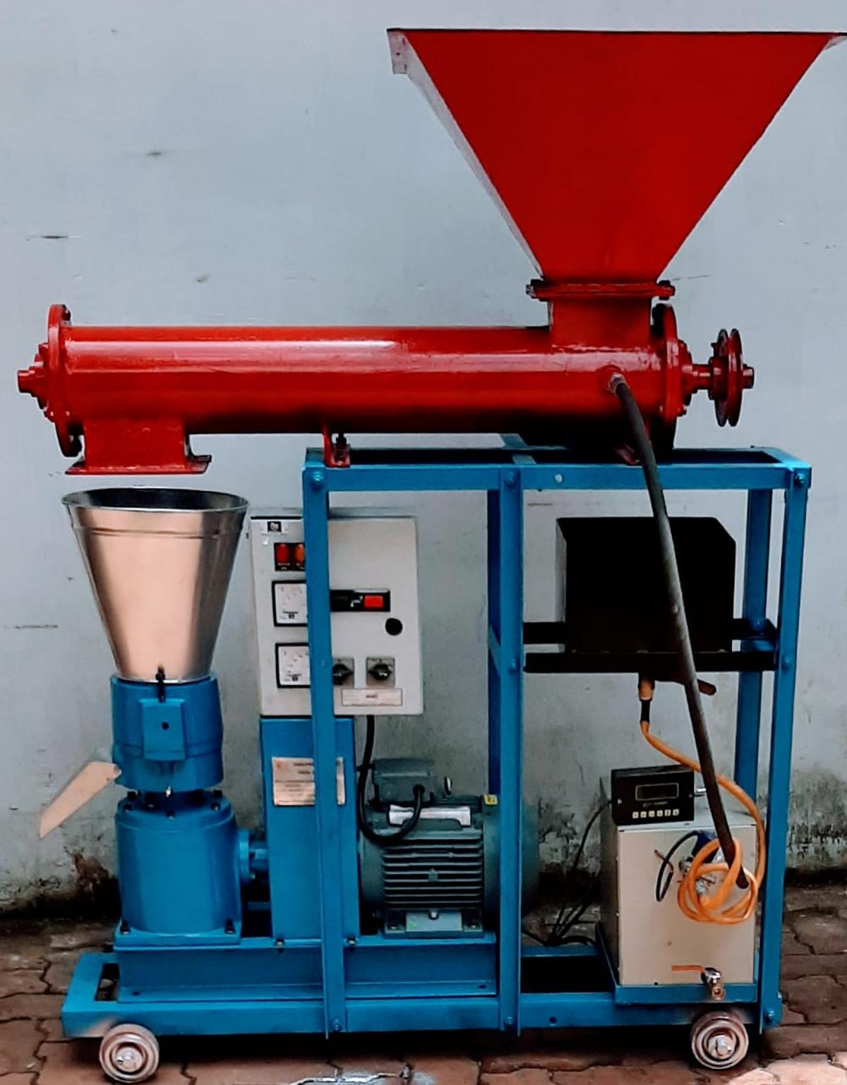 Made in India - Commercial Animal Feed Pellet Making Machine 5.5hp to ...